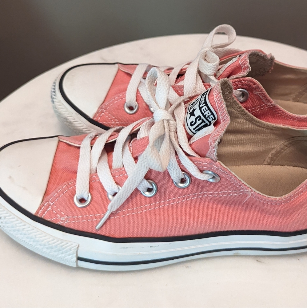 Converse Pink Low top Canvass W6 M4